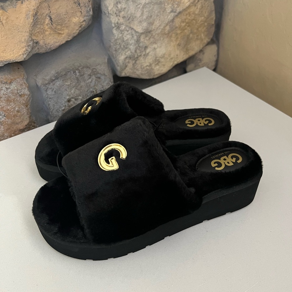 G by Guess Faux Fur Platform Sandals Size 10 - Picture 2 of 6